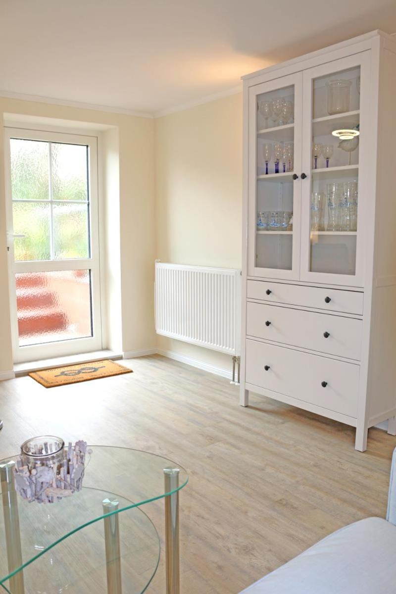 Appartement & Ferienwohnungen Thiess Rostock Bagian luar foto