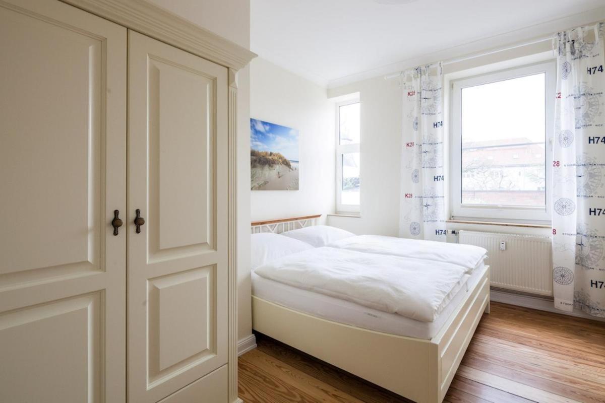Appartement & Ferienwohnungen Thiess Rostock Bagian luar foto