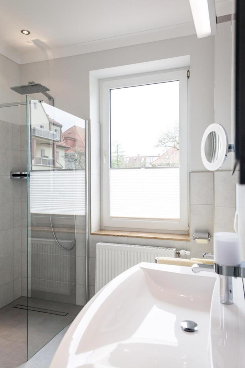 Appartement & Ferienwohnungen Thiess Rostock Bagian luar foto
